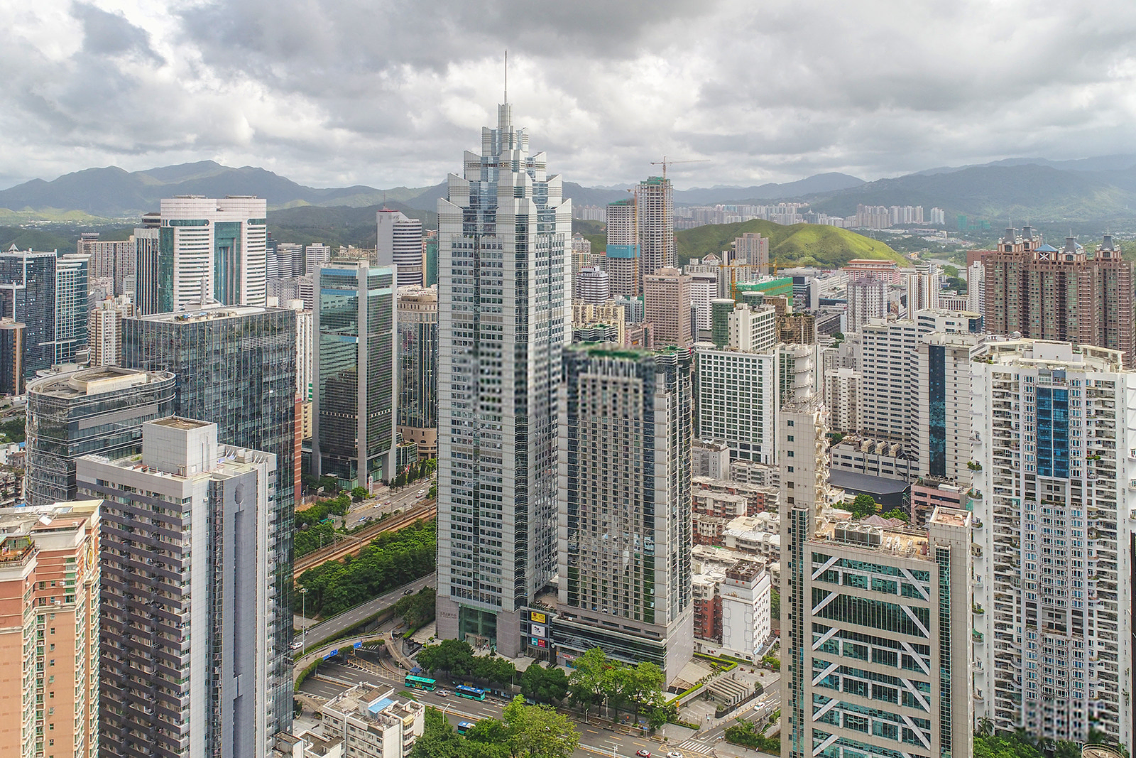 深圳世界金融中心大厦外观图