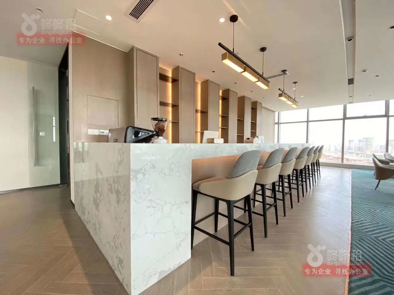科技驅動的辦公空間將引領未來工作方式-咚咚租