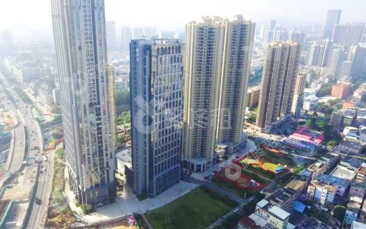 和中心建筑外观
