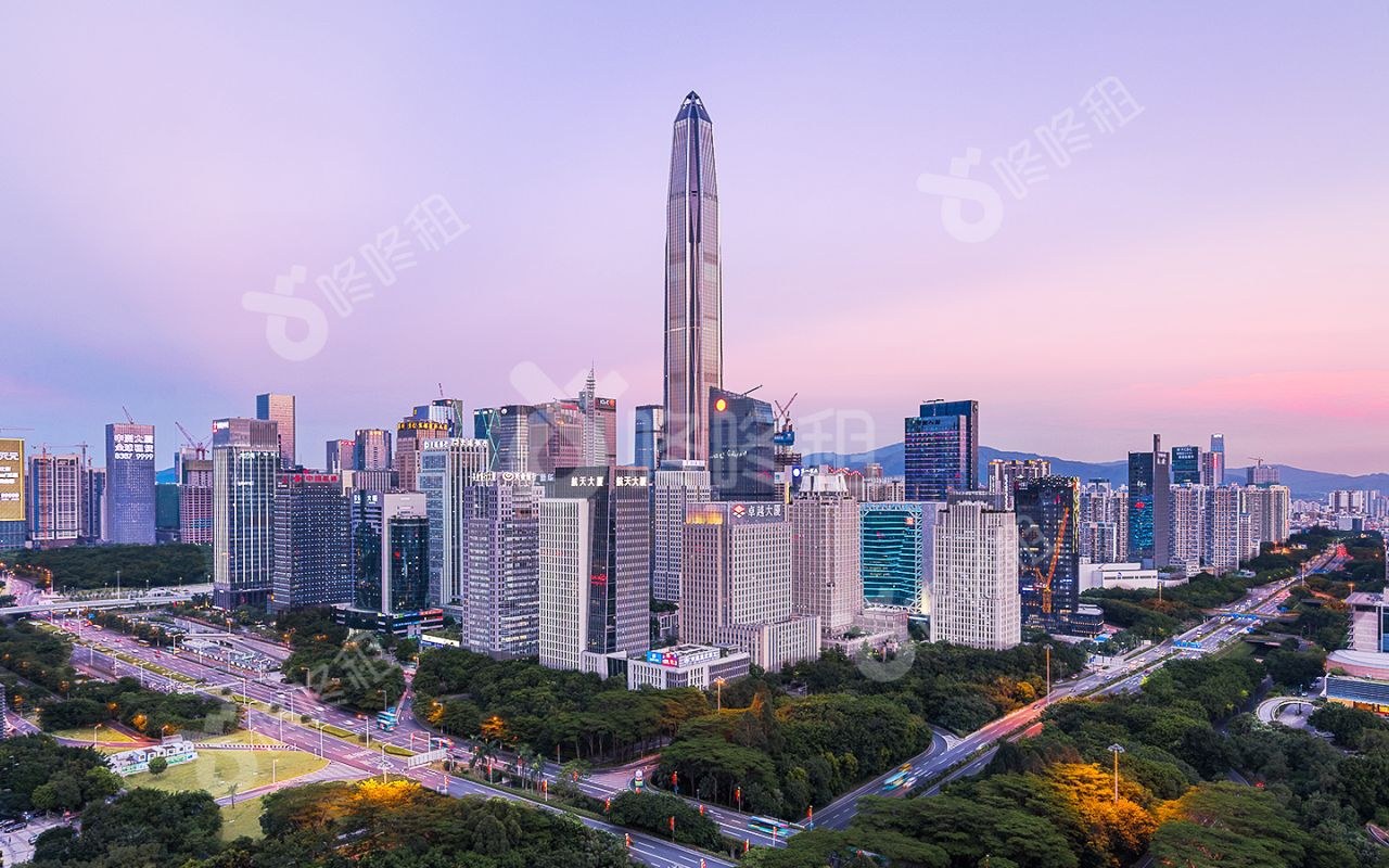 平安金融中心建筑外观