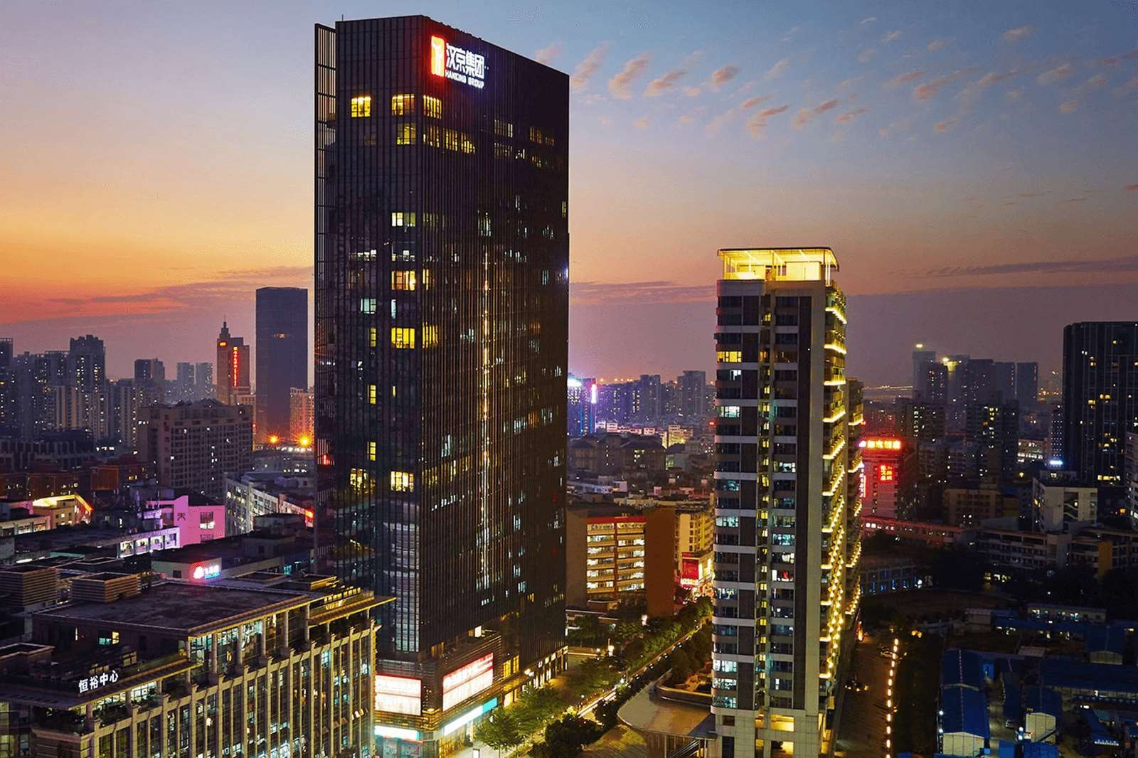 汉京国际楼盘实景图3