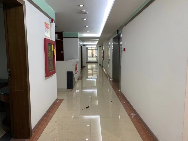 众冠大厦楼盘实景图1
