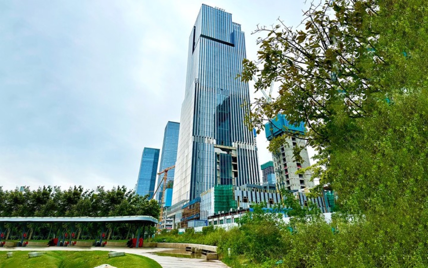 华强金融大厦实景图