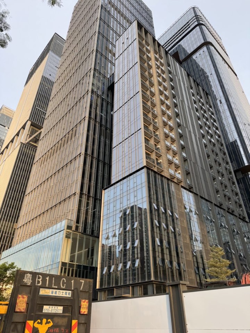 南山科技联合大厦外观图