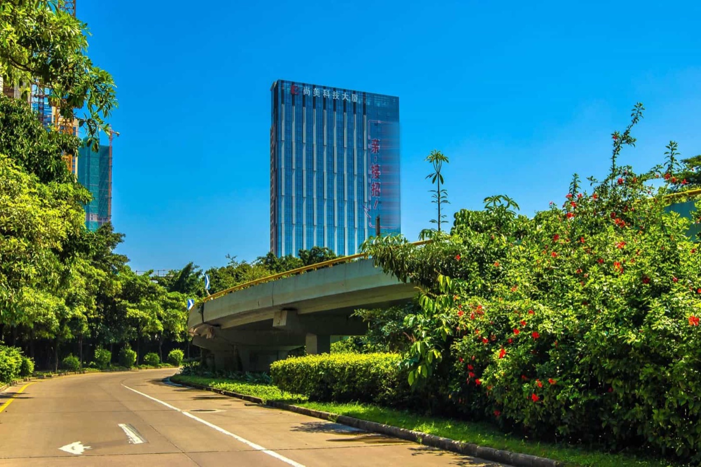 尚美科技大厦实景图