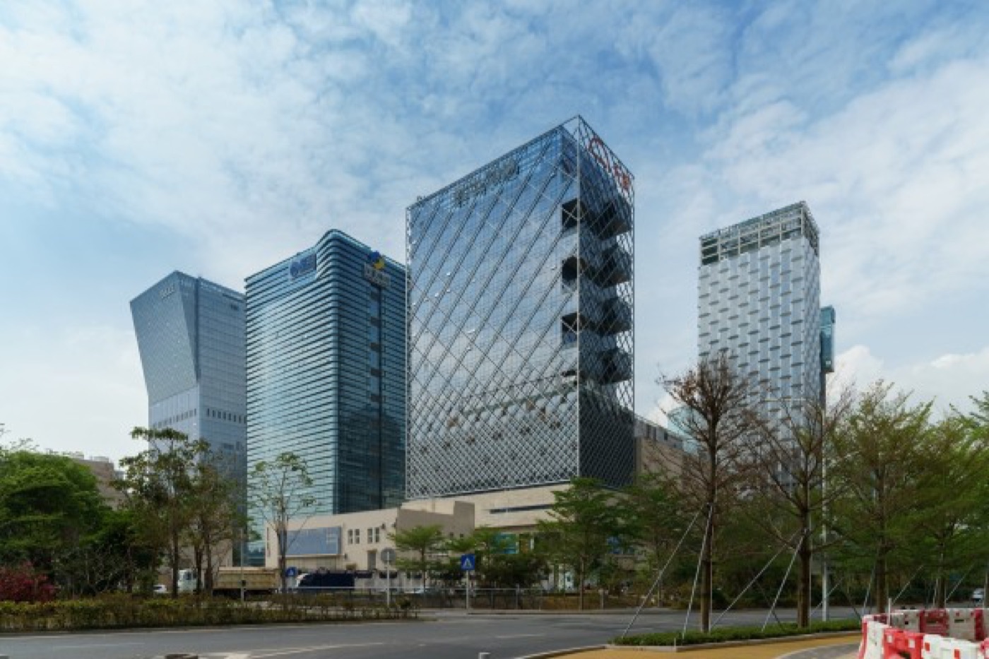 天虹总部大厦实景图