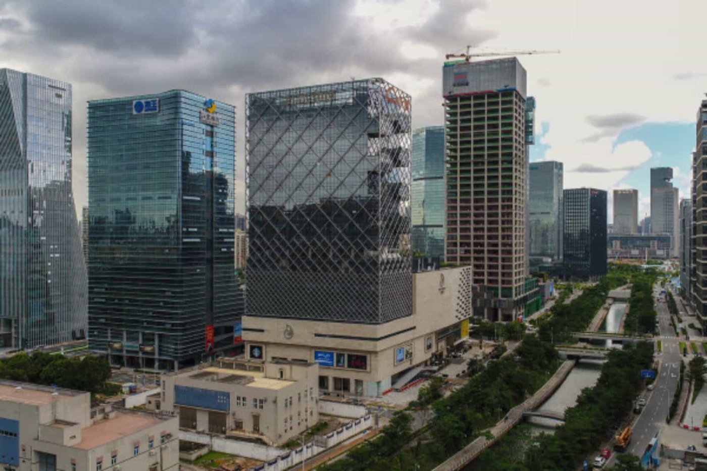 天虹总部大厦实景图